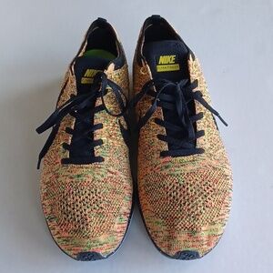Nike Flyknit Racer Running Shoes Sneakers Multicolor SZ 11 526628 019 RARE